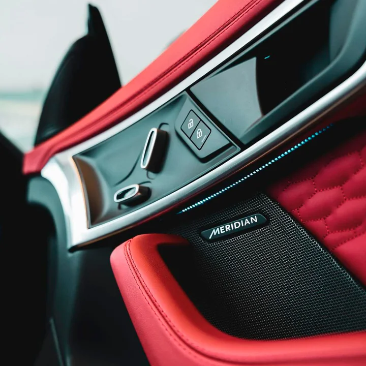 F-Type R-Dynamic Cabriolet